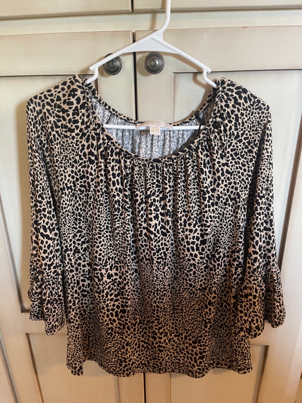 MICHAEL Michael Kors Beige and Black Leopard Scoop Neck Blouse